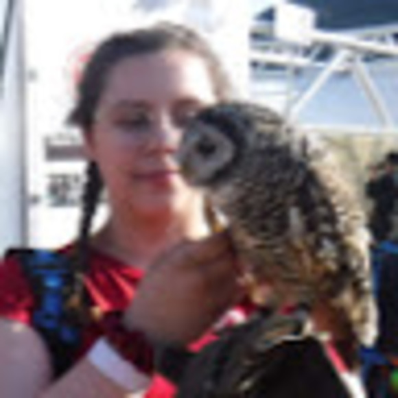 Meet your Posher, Simone - Picture 1 of 1